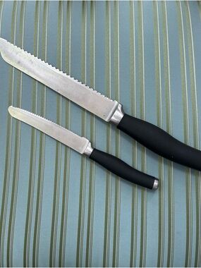 Set of 2 Anolon Advanced Serrated Kitchen Knives with Black Handles